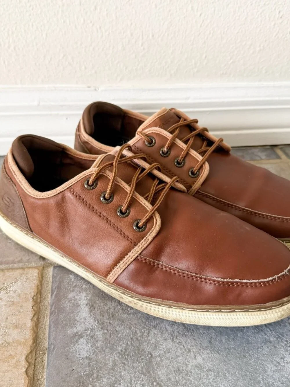 Skechers Lanson Nelvan Mens 9.5 Brown Leather Lace Up Casual Shoes